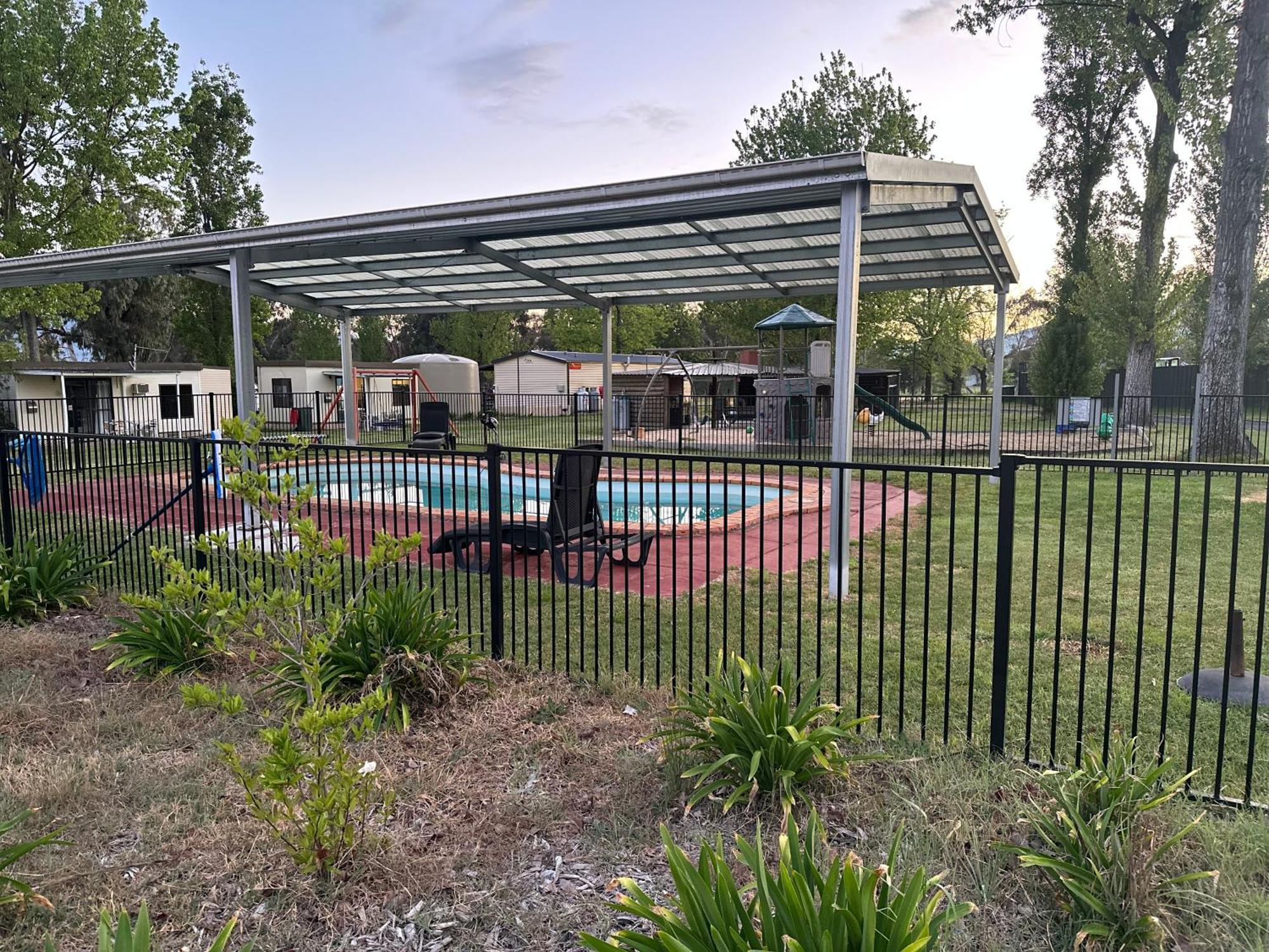 Corryong Caravan Park Formally Mt Mittamatite Caravan Park 외부 사진